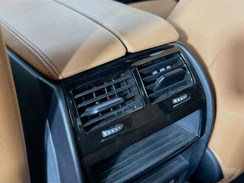 Used 2023 BMW 530i xDrive w/ M Sport Package AWD/4WD image 34