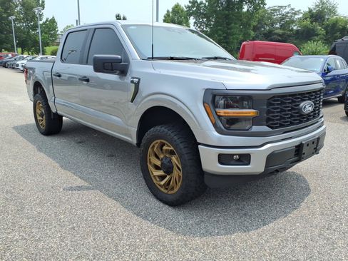 Used 2024 Ford F150 STX AWD/4WD image 4