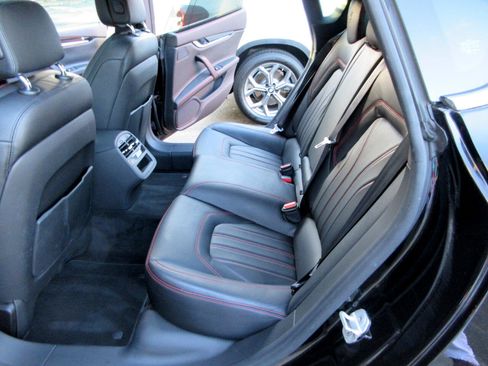 Used 2015 Maserati Quattroporte S Q4 image 44