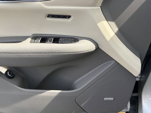Used 2019 Cadillac XT5 Luxury AWD/4WD image 11