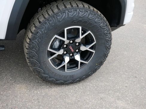 New 2026 GMC Canyon AT4X AWD/4WD image 6