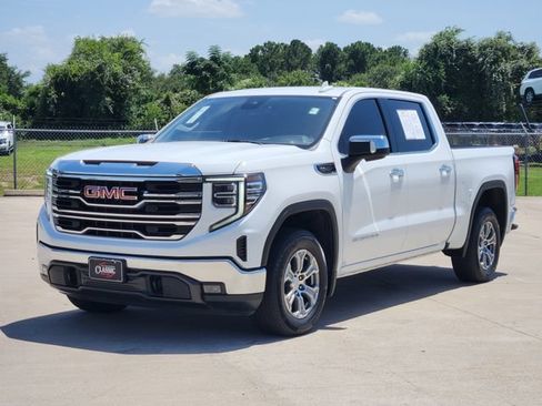 Used 2024 GMC Sierra 1500 SLT RWD image 3