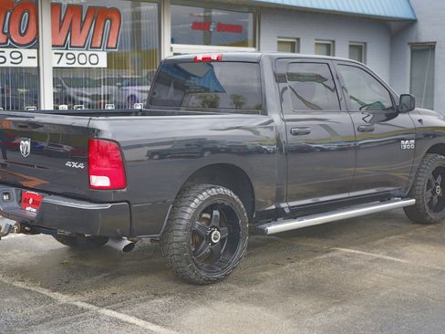 Used 2017 RAM 1500 Express image 15