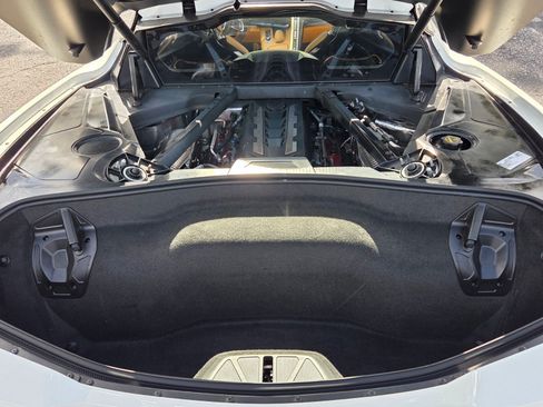 Used 2024 Chevrolet Corvette Stingray Premium Cpe w/ Z51 Performance Package RWD image 12