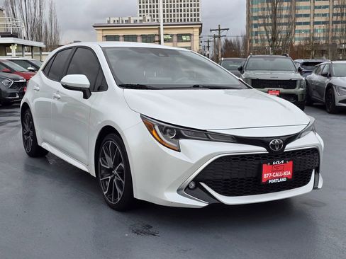 Used 2021 Toyota Corolla XSE image 7