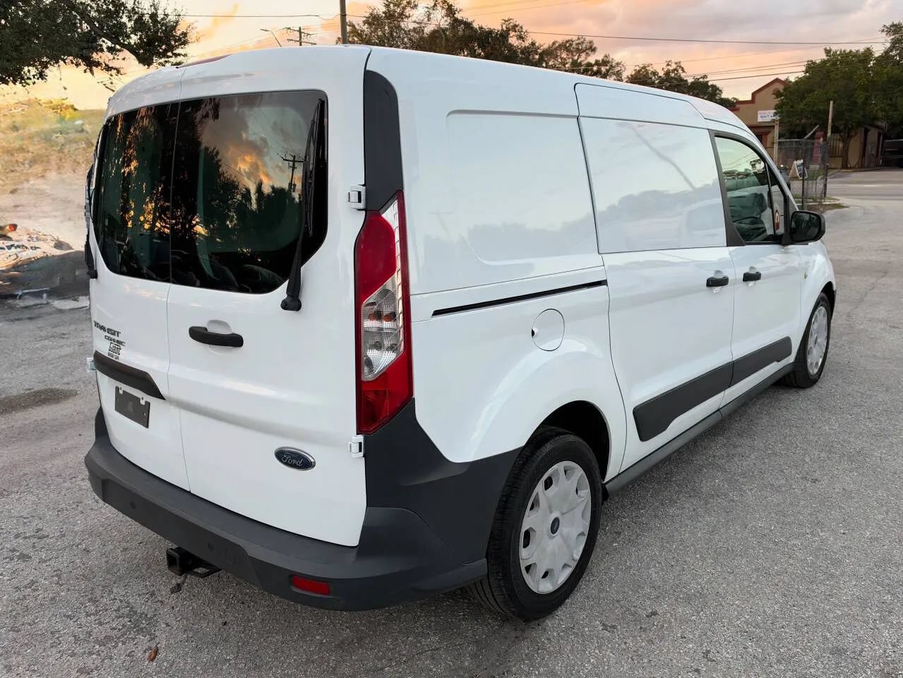 Used 2018 Ford Transit Connect XL FWD image 5