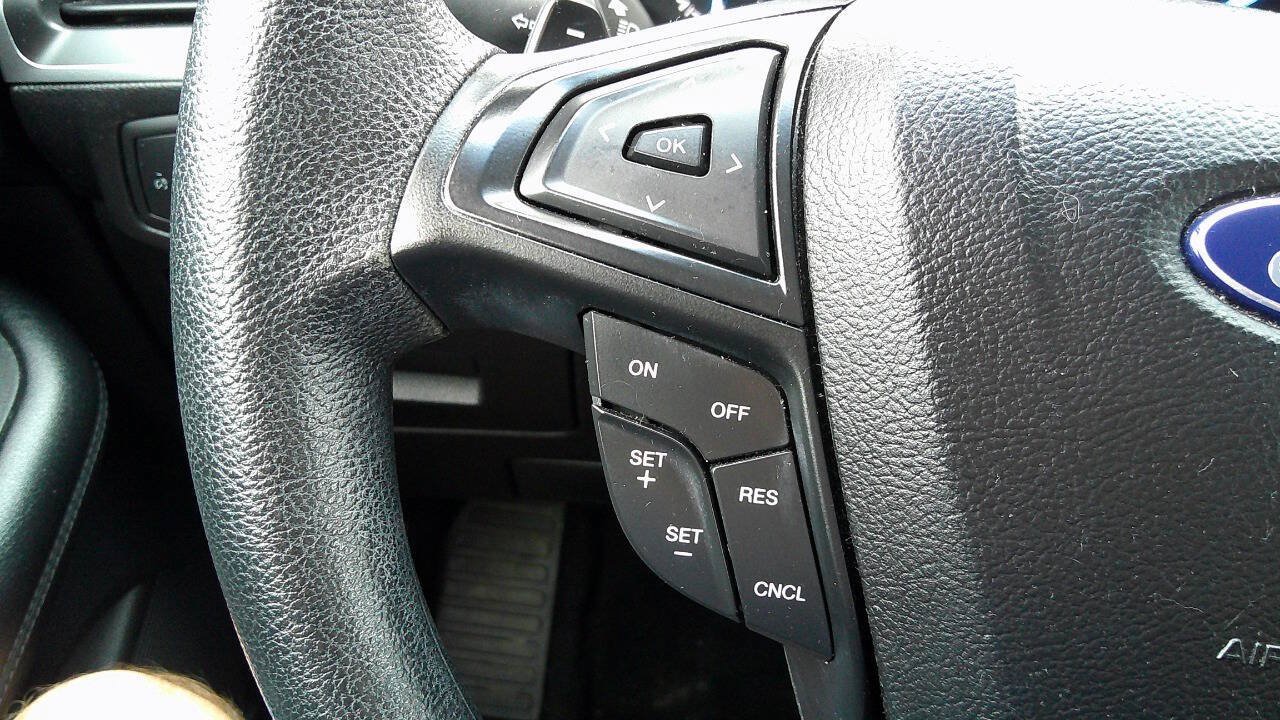 Used 2016 Ford Edge SE AWD/4WD image 29