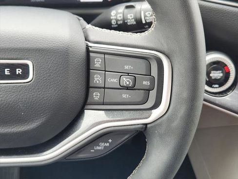 Certified 2024 Jeep Wagoneer L 2WD w/ Convenience Group I image 35