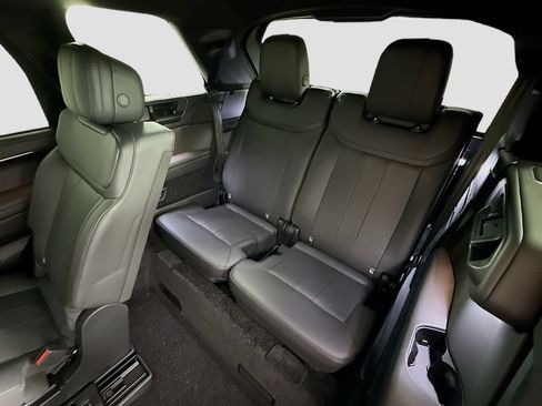 New 2026 Land Rover Range Rover Long Wheelbase SE AWD/4WD image 24