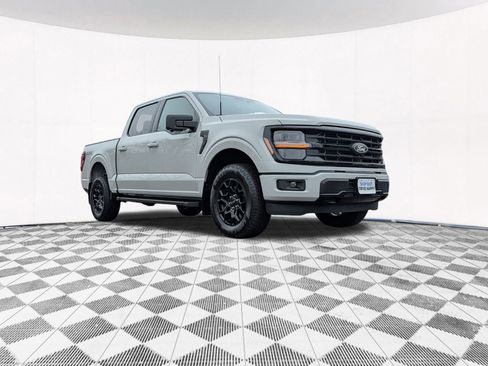 Used 2024 Ford F150 XLT w/ FX4 Off-Road Package image 18