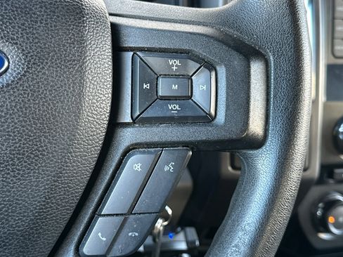 Used 2016 Ford F150 XLT image 34