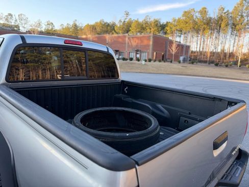 Used 2014 Toyota Tacoma PreRunner w/ Convenience Package image 10