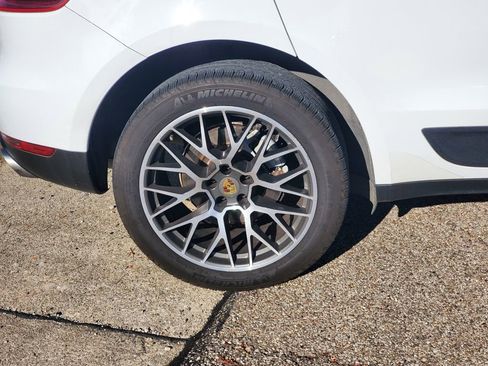 Used 2017 Porsche Macan S image 5