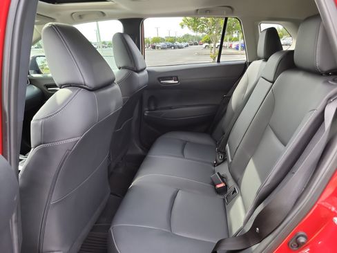 Certified 2024 Toyota Corolla Cross XLE w/ Convenience Package FWD image 15