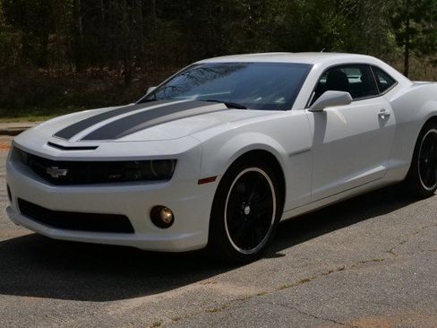 Used 2010 Chevrolet Camaro SS image 6