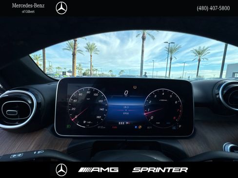 Used 2024 Mercedes-Benz C 300 Sedan image 29