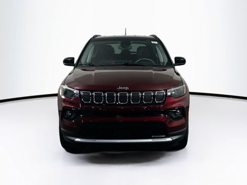 Used 2022 Jeep Compass Limited AWD/4WD image 2