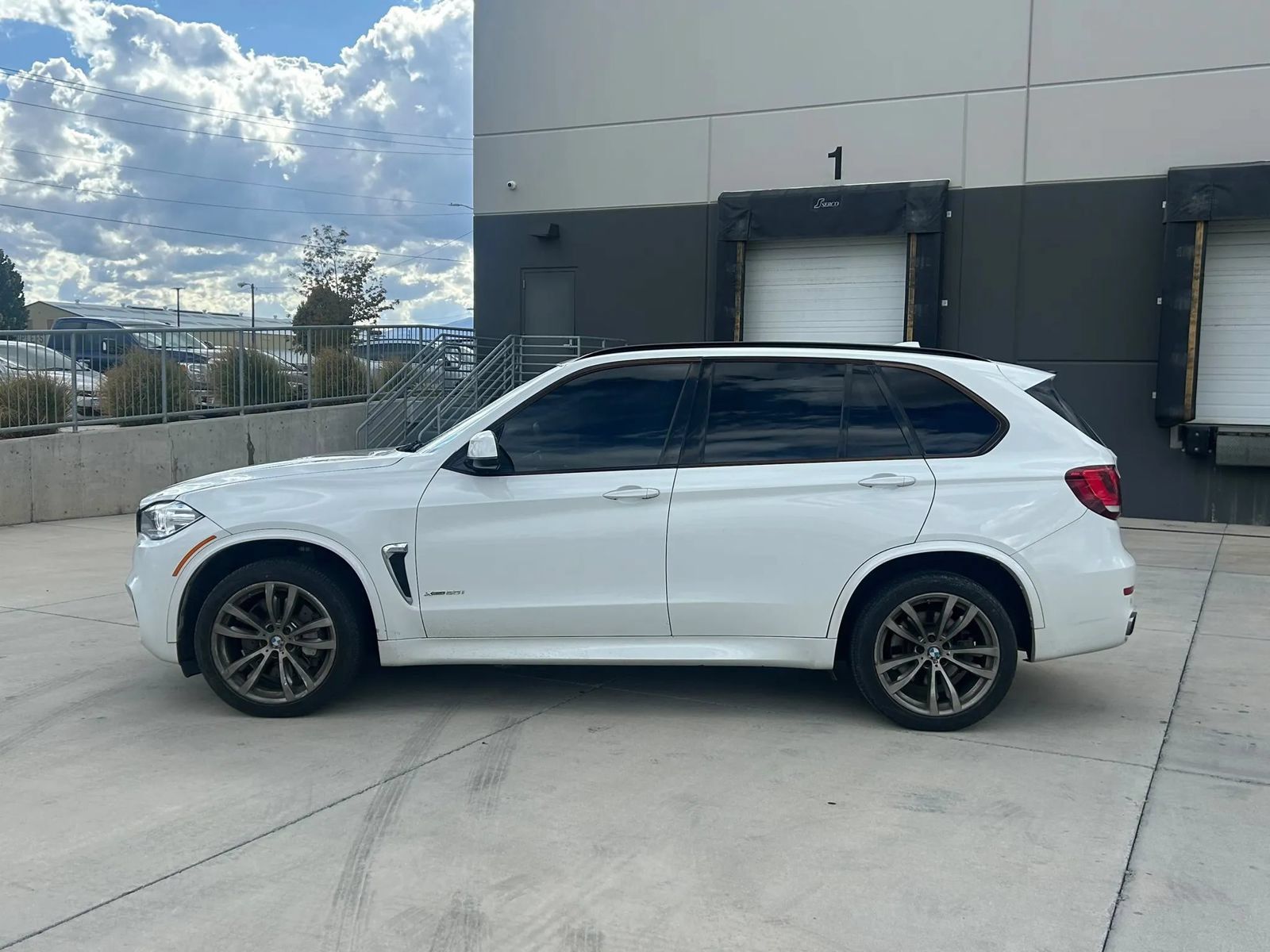 Used 2016 BMW X5 xDrive50i AWD/4WD image 2