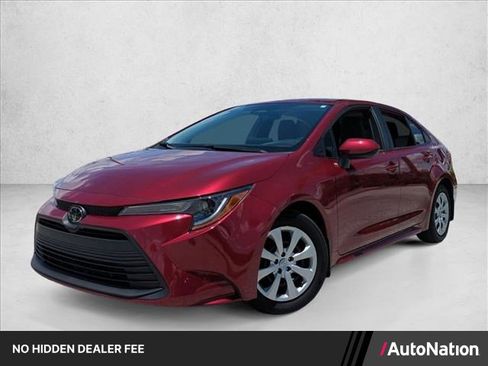 Certified 2025 Toyota Corolla LE FWD image 1