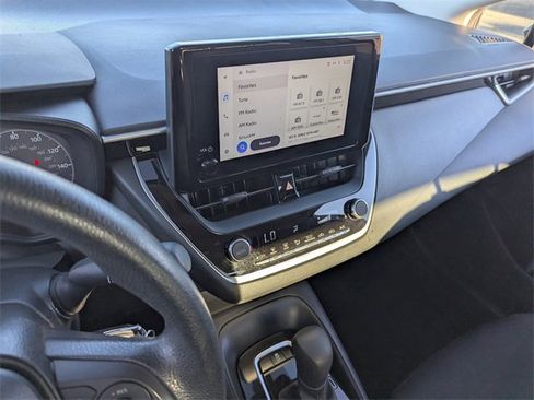 Used 2024 Toyota Corolla LE image 25