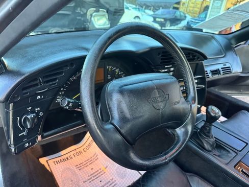 Used 1996 Chevrolet Corvette Convertible RWD image 24