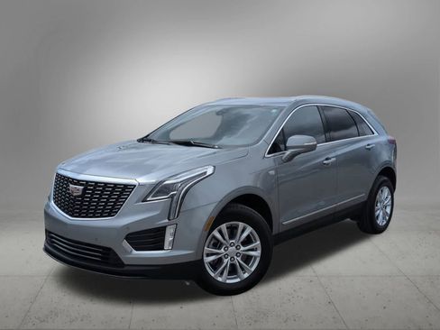 Used 2025 Cadillac XT5 Luxury w/ LPO, Floor Liner Package AWD/4WD image 1