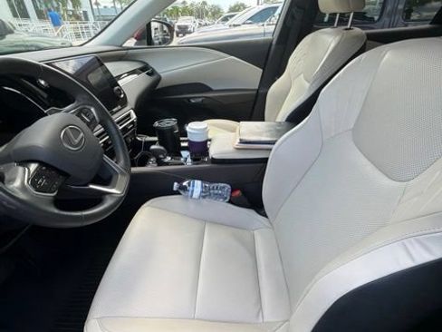 Used 2023 Lexus RX 350 FWD image 4