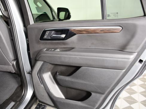 Used 2025 Chevrolet Tahoe Z71 image 45