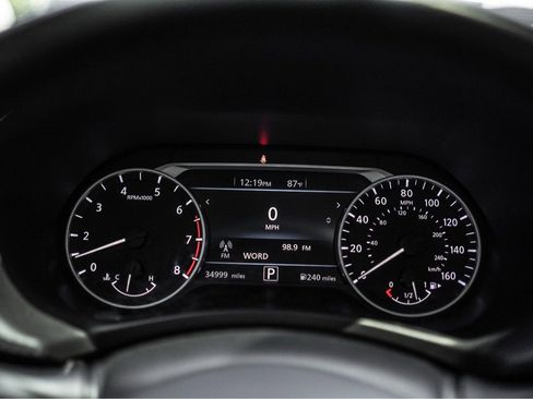 Used 2024 Nissan Sentra SR FWD image 13