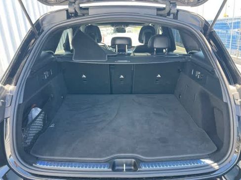 Used 2026 Mercedes-Benz GLC 300 4MATIC image 11