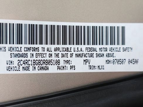 Used 2013 Chrysler Town & Country Touring image 45