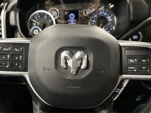 Used 2021 RAM 2500 Big Horn image 23