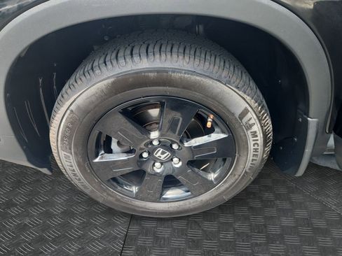 Used 2019 Honda Ridgeline Black Edition image 14