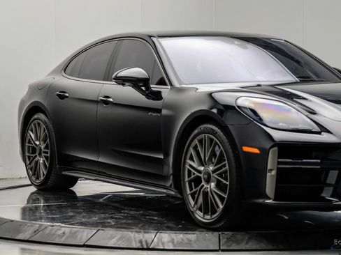Used 2026 Porsche Panamera Turbo S AWD/4WD image 26