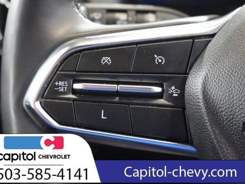 Used 2025 Chevrolet Equinox LT w/ Convenience Package II AWD/4WD image 19
