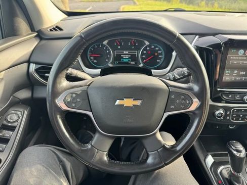 Used 2018 Chevrolet Traverse LT image 20