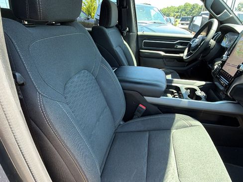 Used 2025 RAM 1500 Big Horn AWD/4WD image 18