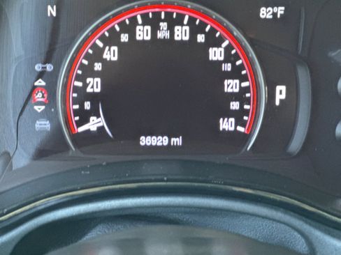 Used 2024 Dodge Durango SXT image 33