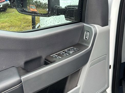 Used 2023 Ford F350 XLT w/ FX4 Off-Road Package image 21