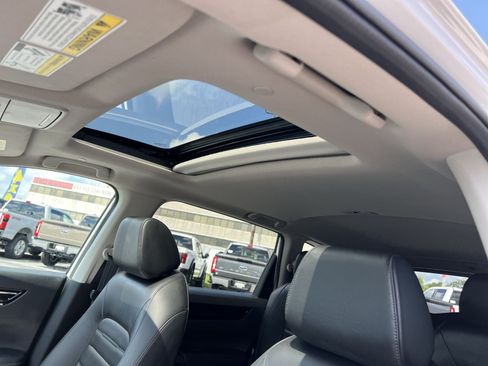 Used 2024 Honda CR-V EX-L image 23