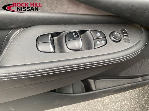 Used 2019 Nissan Murano SL image 11