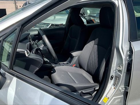 Used 2023 Toyota Corolla LE image 35