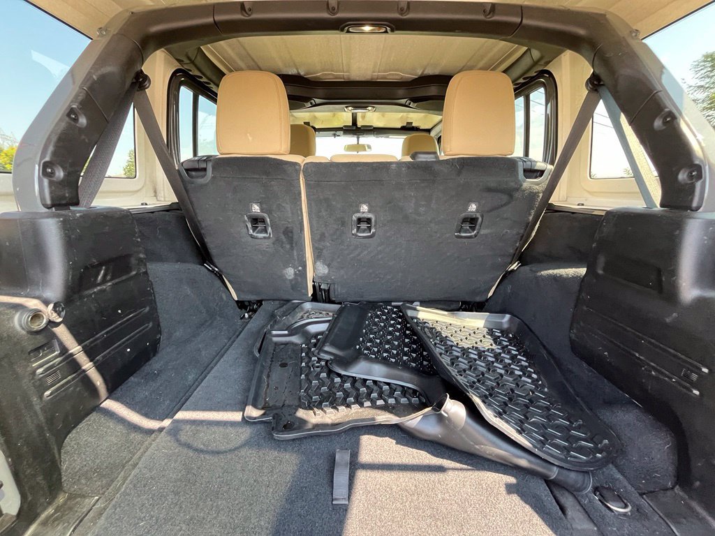 Used 2019 Jeep Wrangler Unlimited Sport S AWD/4WD image 28