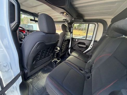 Used 2020 Jeep Gladiator Rubicon w/ Dual Top Group AWD/4WD image 12