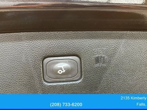 Used 2022 Ford Edge ST-Line w/ Cold Weather Package image 45