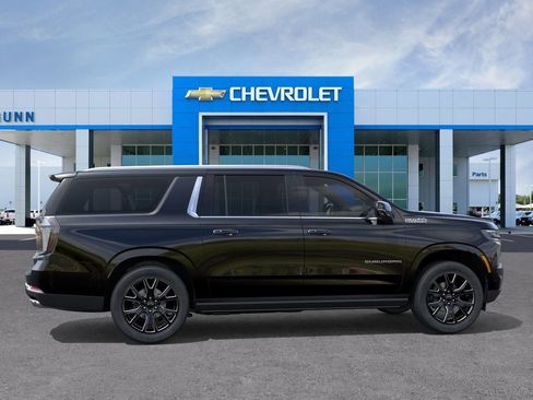 New 2026 Chevrolet Suburban High Country AWD/4WD image 5