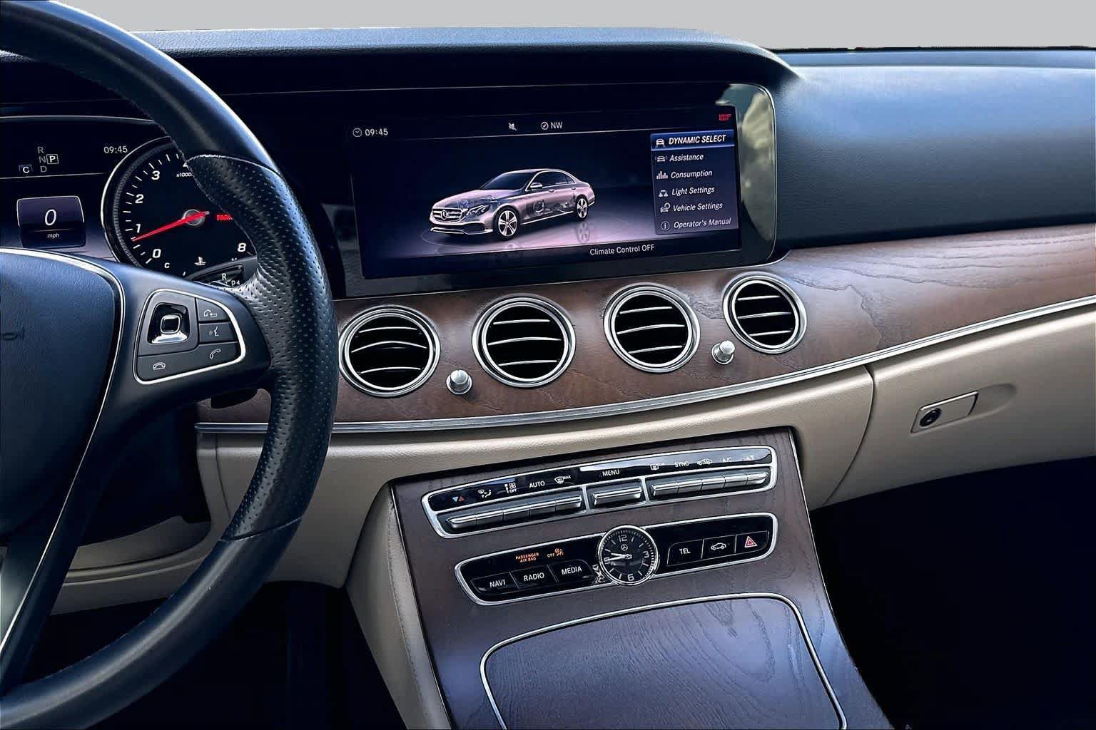 Used 2018 Mercedes-Benz E 300 image 6
