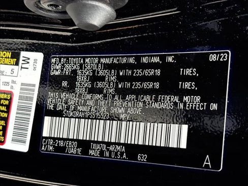 Used 2023 Toyota Highlander XLE FWD image 27