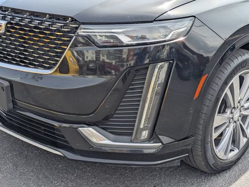 Used 2021 Cadillac XT6 Premium Luxury AWD/4WD image 12