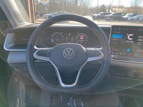 New 2026 Volkswagen Tiguan S image 10